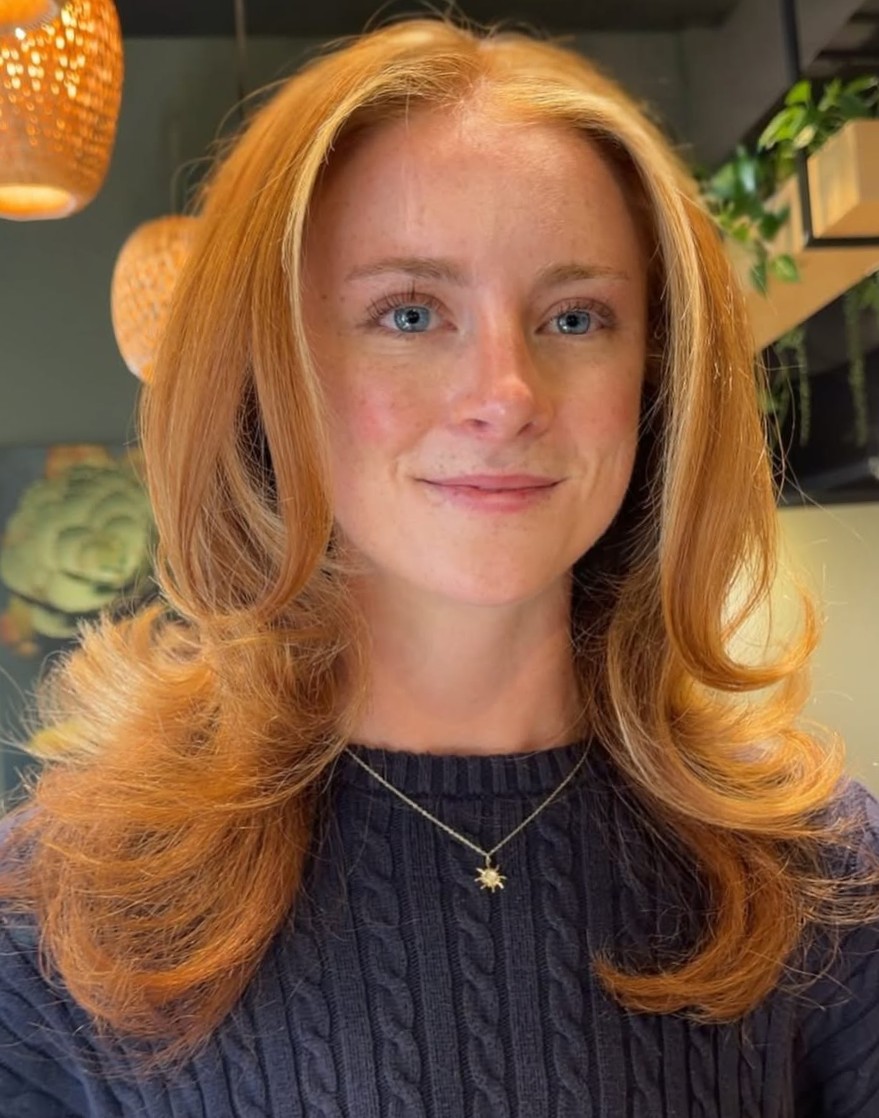 Medium-Length Bouncy Copper Hair with Perfect Face-Framing Layers