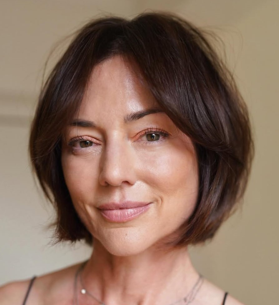 Jaw-Skimming Blunt Bob with Wispy Bangs