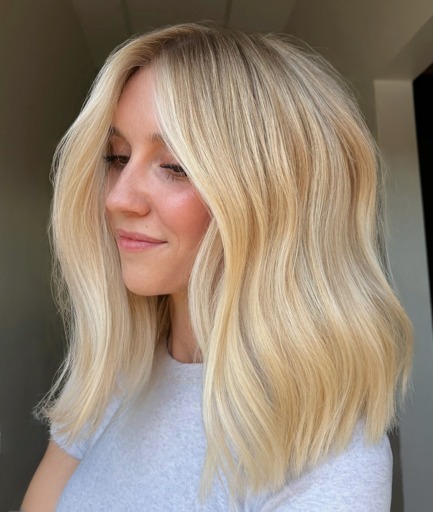Classic and Blunt Lob Haircuts Ideas for Women