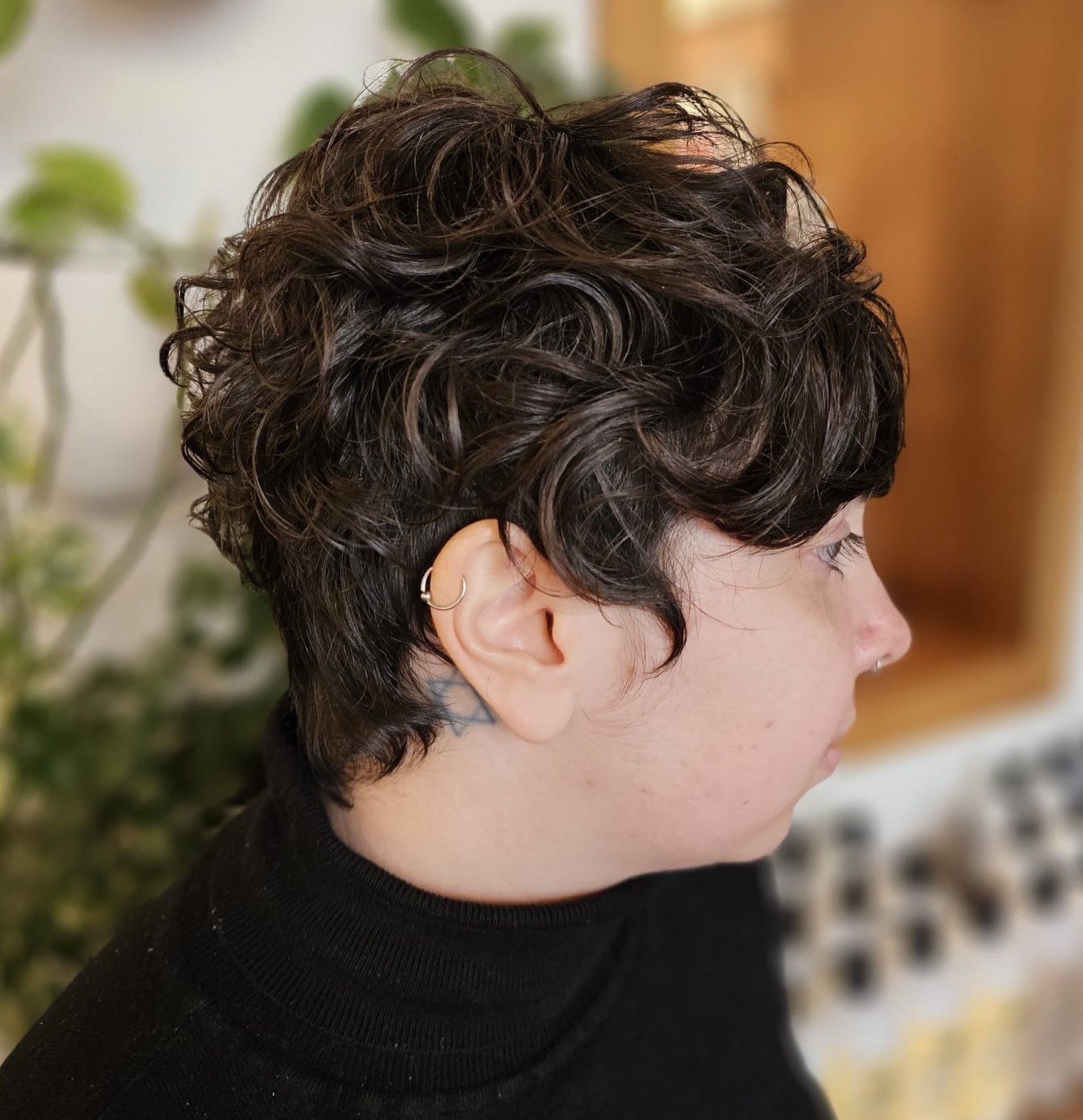 Wavy Texture Long Pixie