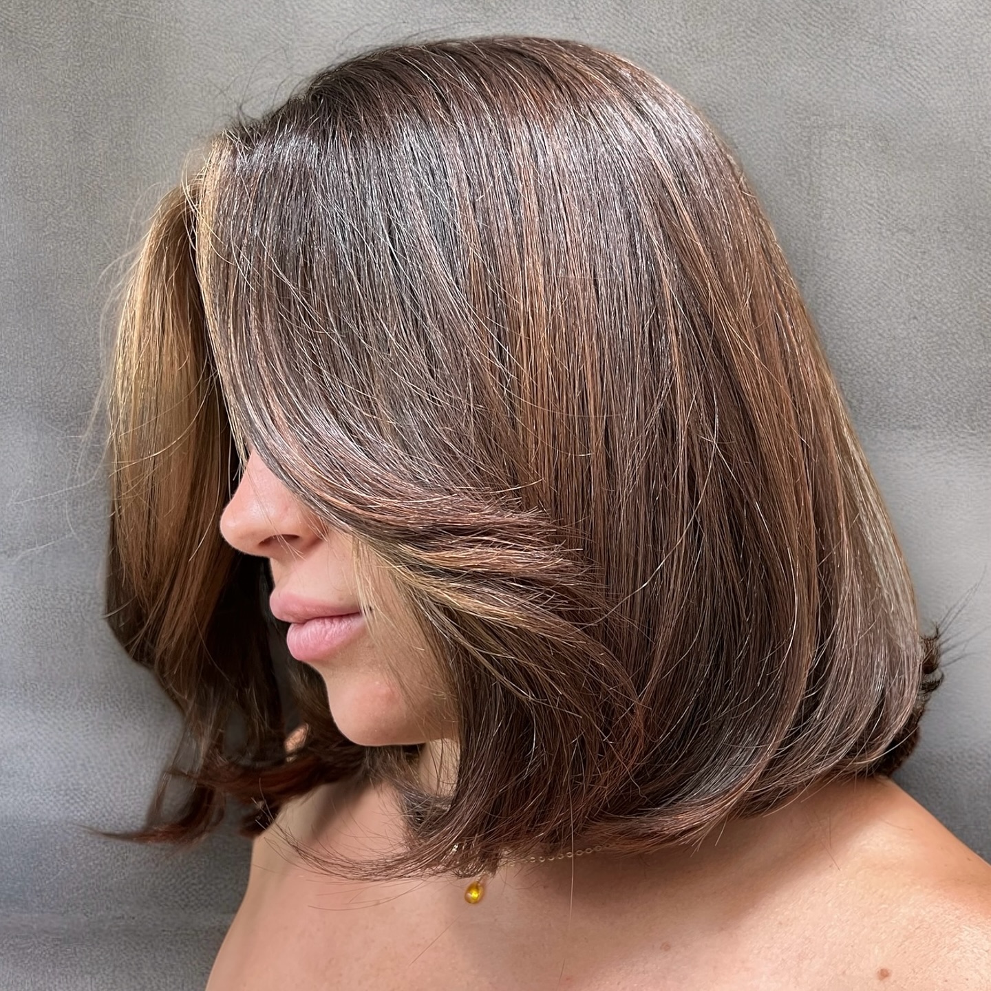 Jaw To Shoulder-Length Bobs For Thick Hair
