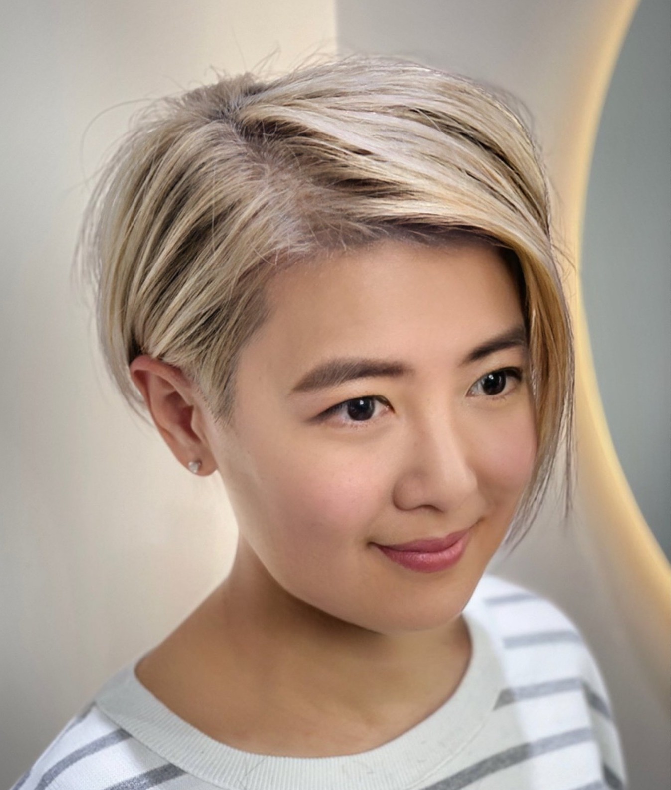 Asymmetrical Pixie Bob with Length on One Side