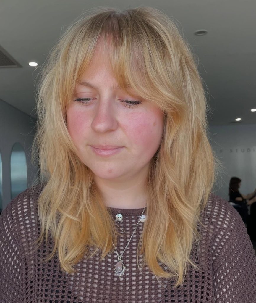 Best Layer Placement for Round Faces - Guide on All Face Shapes