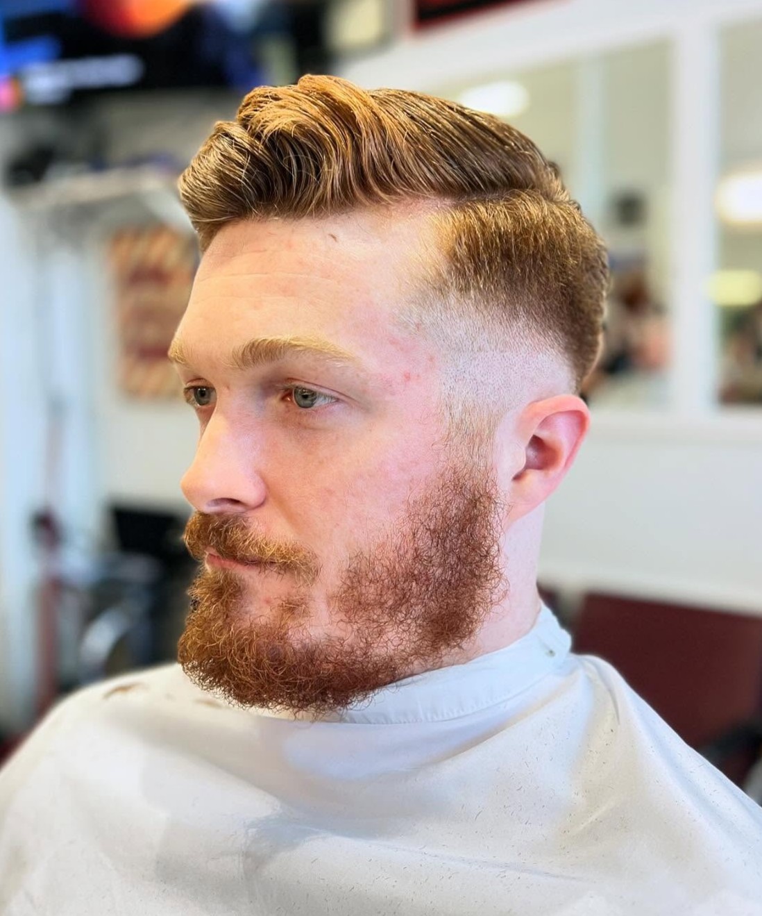 Textured Puff with Defined Taper Line