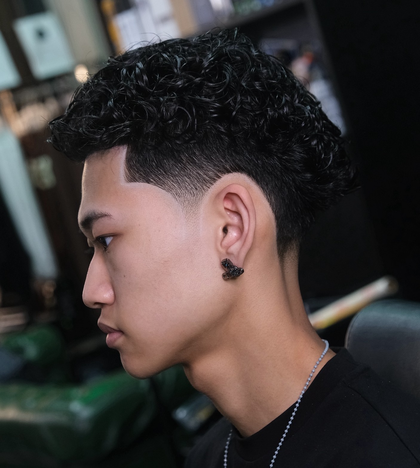 Mid Taper with Curly Top and Line-Up