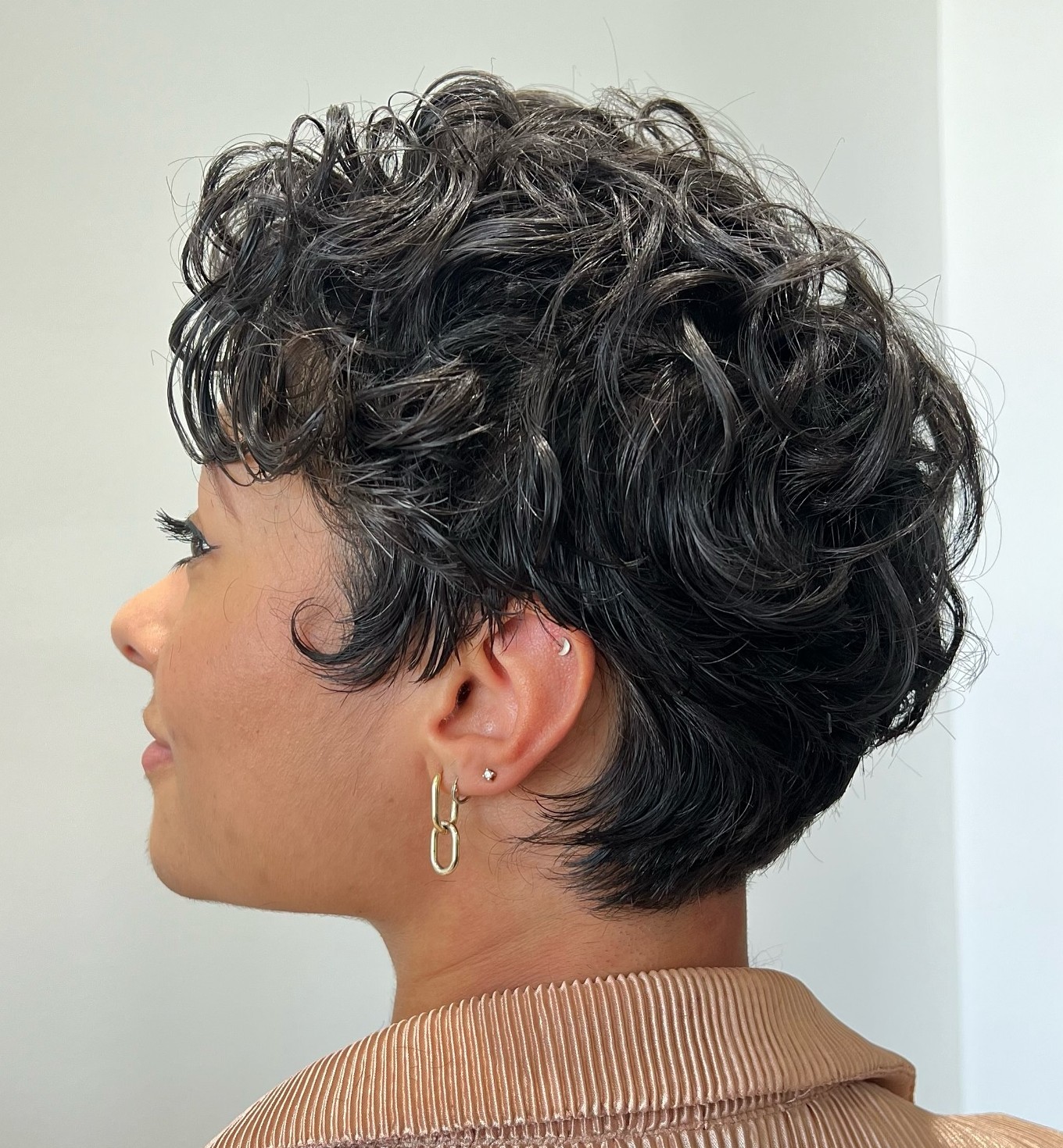 Curly Pixie Styling Essentials Including Diffuser, Curl Cream, and Lightweight Mousse