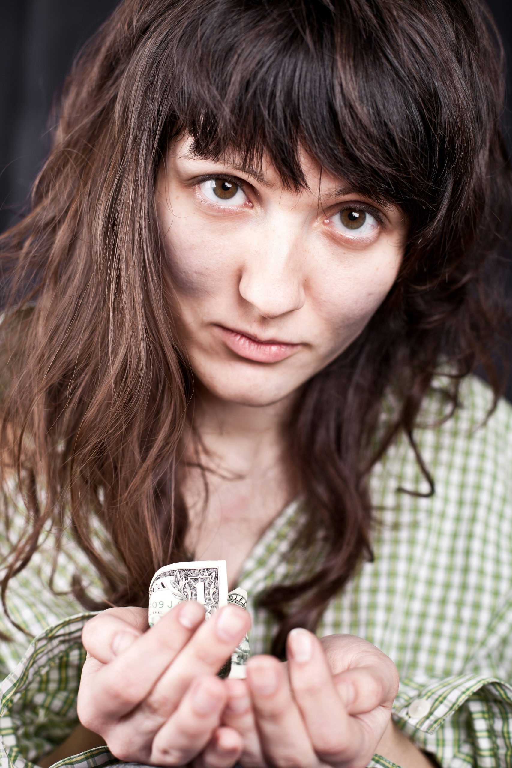 Money Piece Highlights Framing the Face Against a Dark Brown Base