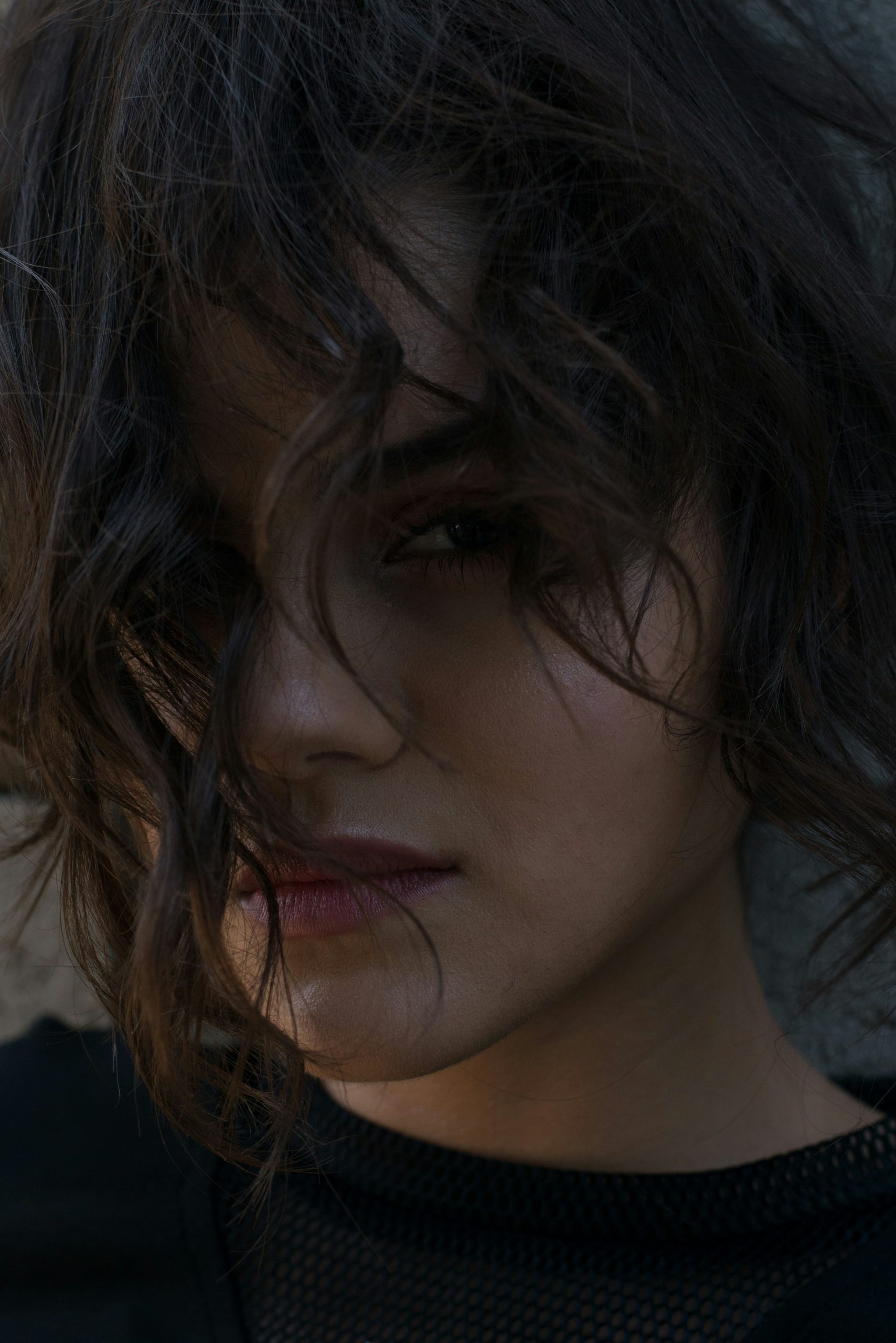 The Boyfriend Bob Androgynous Style for Modern Wear Boyfriend Bob with a Relaxed Boxy Shape and Torn Matte Ends on Tousled Brown Hair
