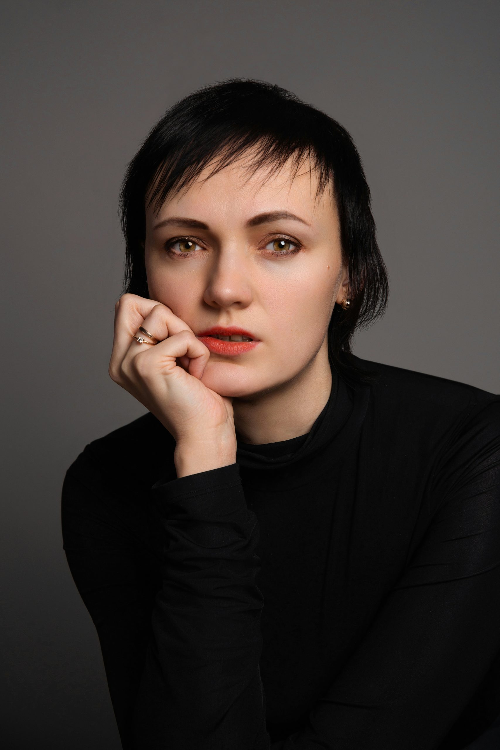 The Jawbone Bob Vidal Sassoon Classic Reimagined Jawbone Bob Cut to Jaw Length with a Clean Blunt Line on Sleek Dark Hair