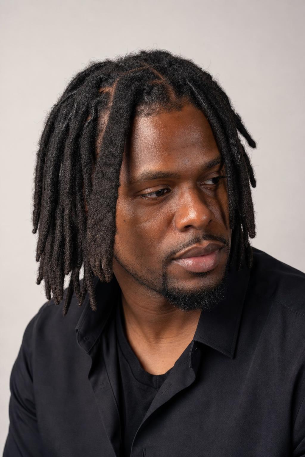 Freeform Set Containing Thick Merged Congo Locs